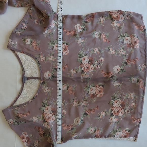 Charlotte Russe Floral Sheer Lace Crochet Feminine Blouse LARGE Purple Ivory - Picture 13 of 16